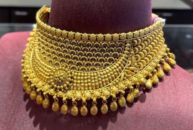 35 Hottest Vintage Gold Choker Necklace 2022