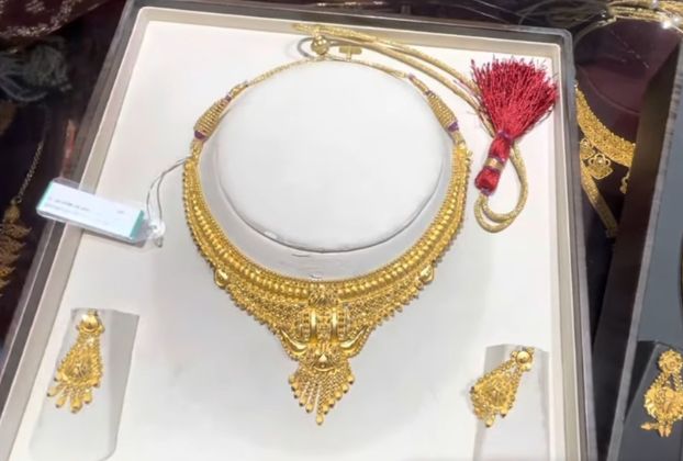 indian gold necklace design with price t