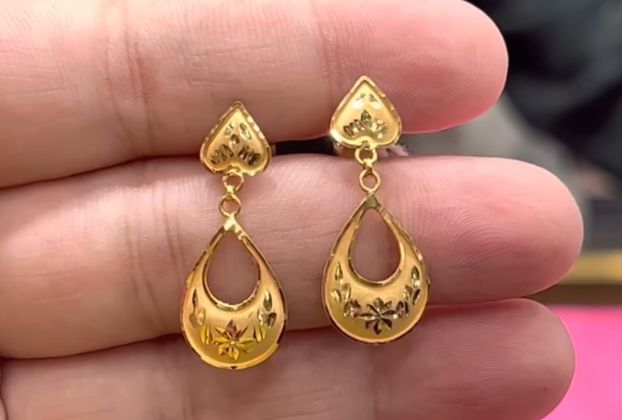 1.32 grams gold earrings designs