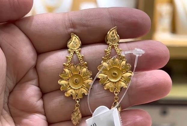 5 grams gold earrings