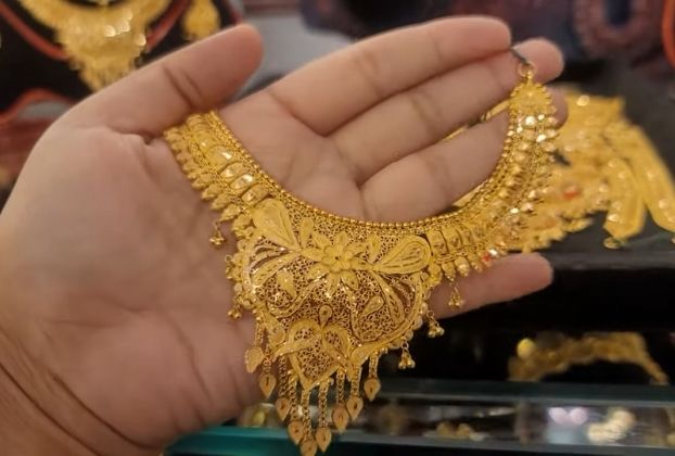 gold necklace designs in 24 gram