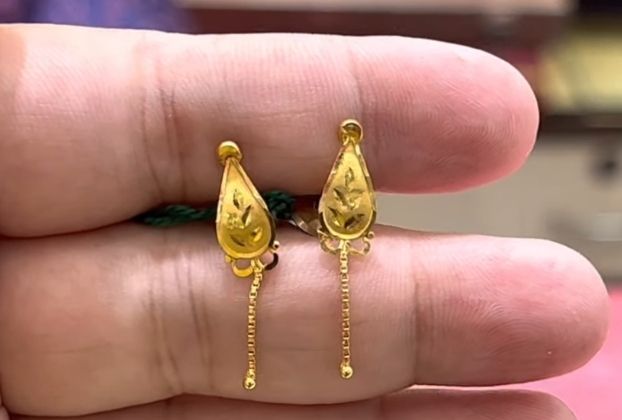 new 5 grams gold earrings