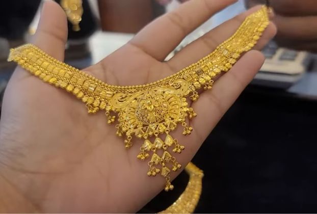 stylish gold necklace designs with price