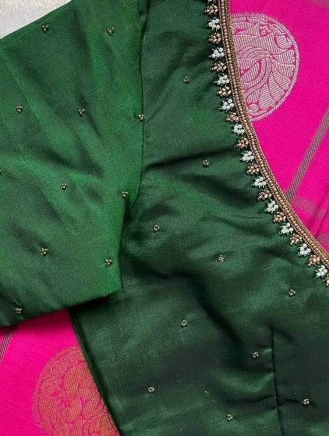 Blouse embroidery 