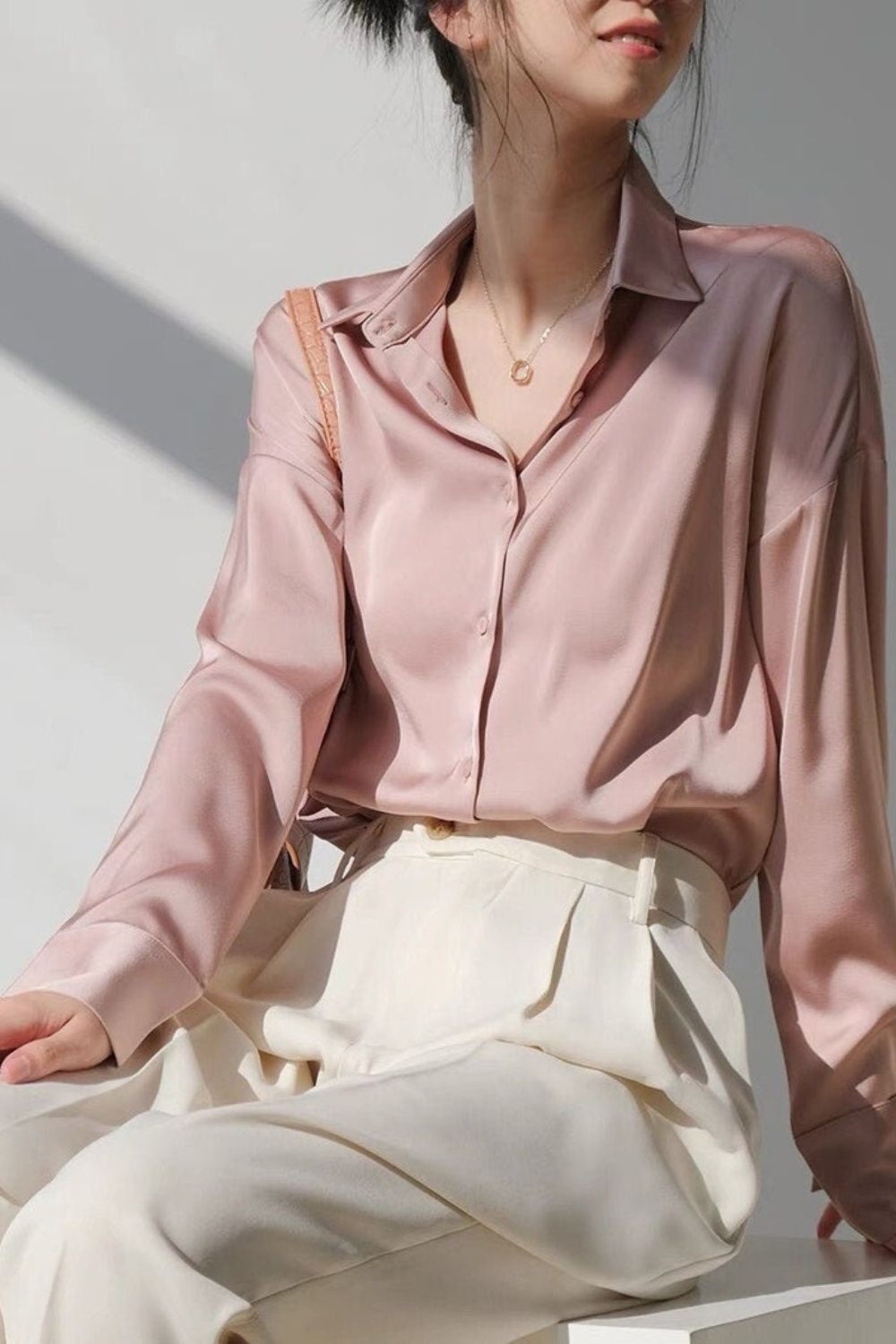 Silk long sleeves button down blouse 