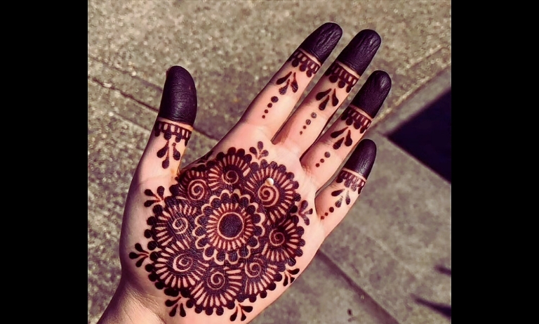 25 Simple Mehndi Designs for Festival You Must Check