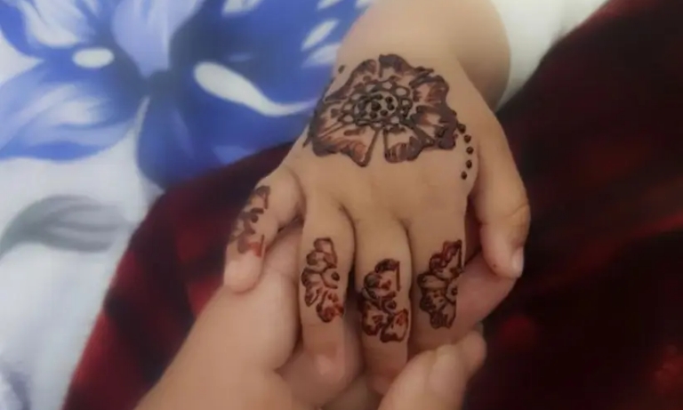 Beautiful Mehndi Designs for Kids