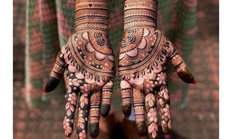 Details 82+ best henna mehndi design collection latest - seven.edu.vn