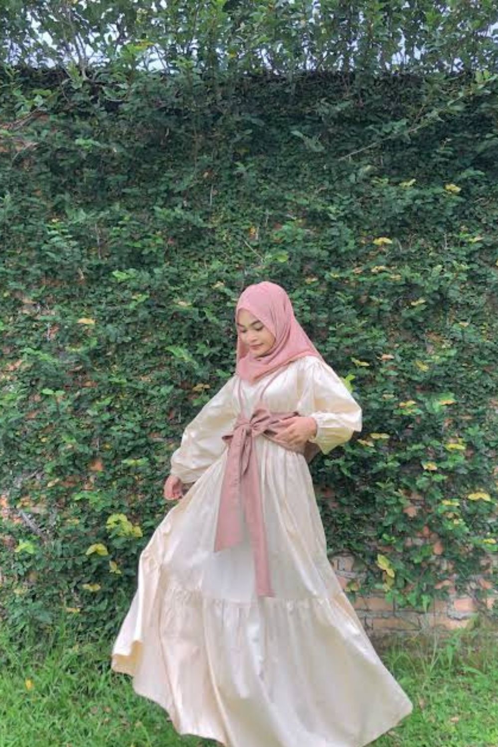 Light Nude Color Hijab for Cream clothes