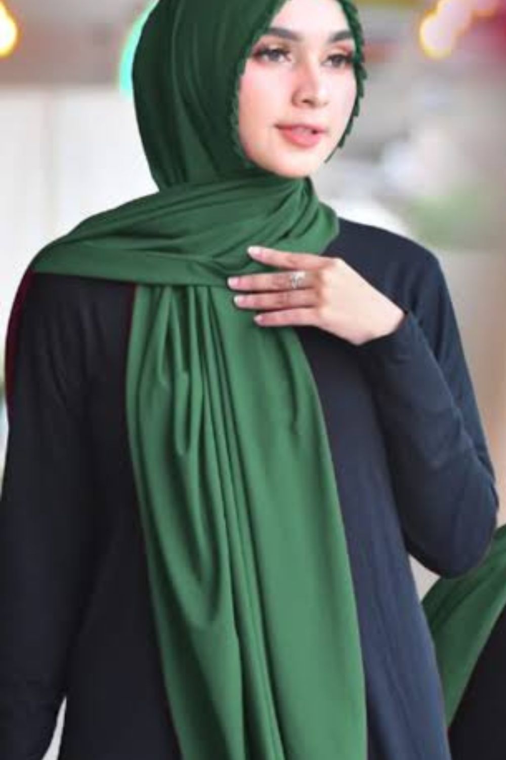Dark Green Hijab for Black Shirt and Pant