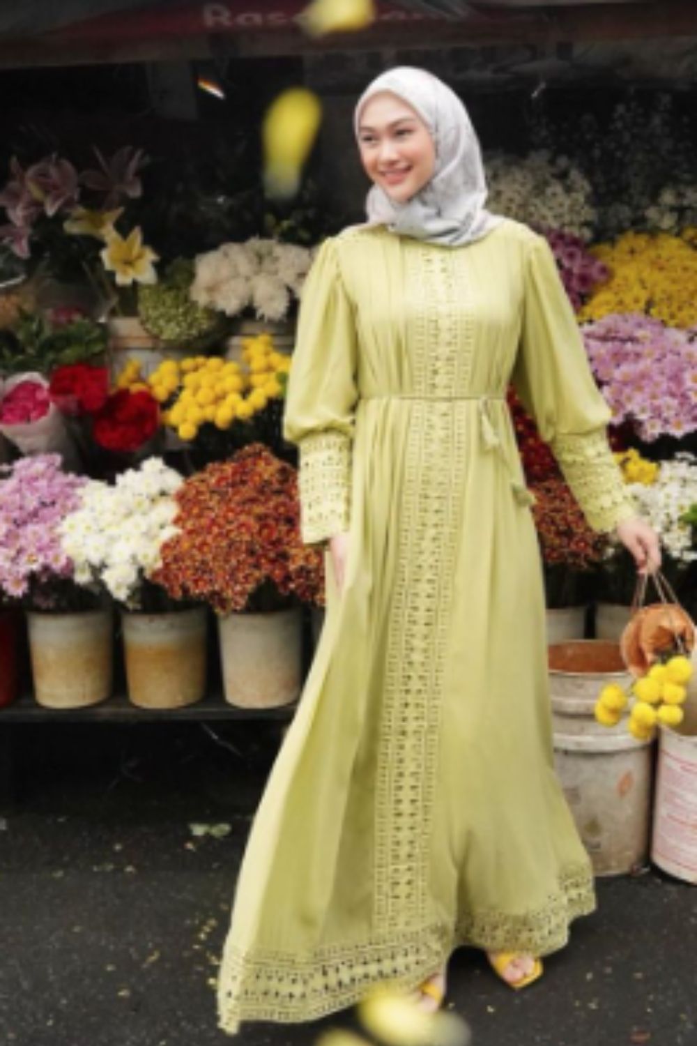 Motive Hijab for Lemon Color Clothes 