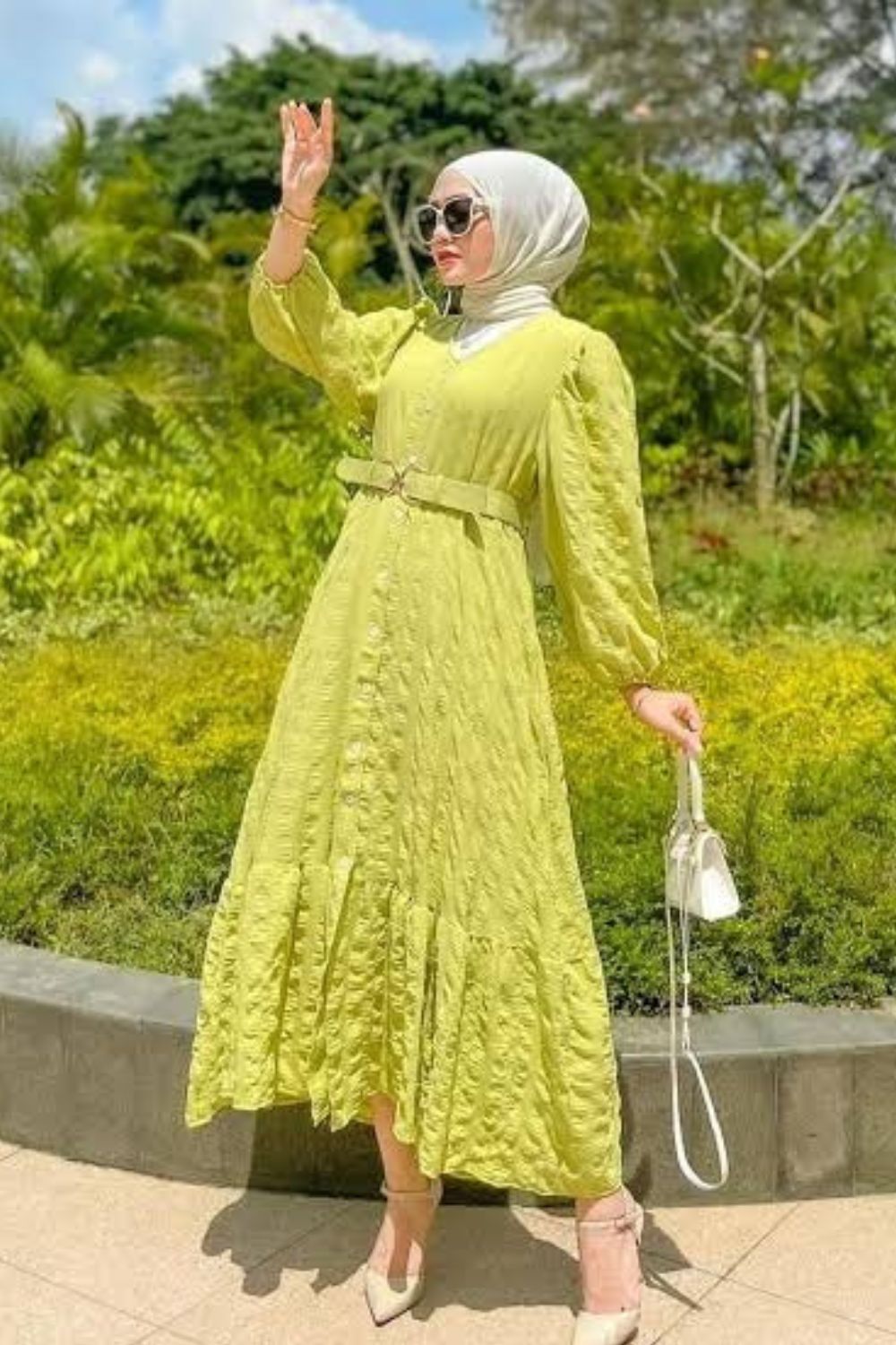Broken White  Color  Hijab for Lime color clothes