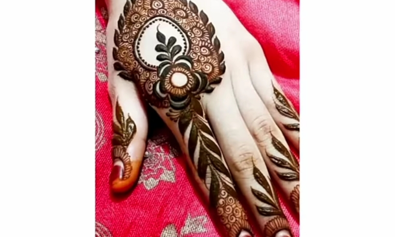 New Latest Mehndi Design Back Side